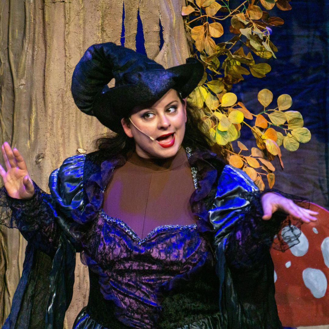 ריקודים וצבעוניות בהצגות הילדים שלנו